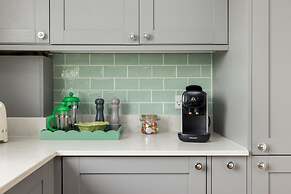 Charming Primrose Hill Rooftop Duplex