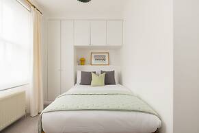 Charming Primrose Hill Rooftop Duplex