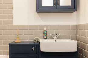 Charming Primrose Hill Rooftop Duplex