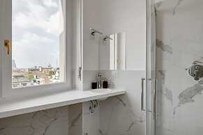 Cozy Studio Penthouse With Stunning View Balcony