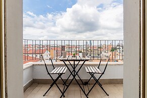 Cozy Studio Penthouse With Stunning View Balcony