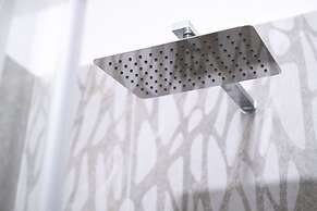 Due Agosto Apartment Comfy Modern and Central