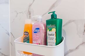 Chic Historic Route 66 Home - Ideal for Relaxation