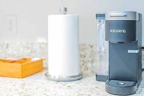 Elegant Country Retreat With Serene Patio Haven