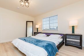 Elegant Pasadena Retreat Prime Comfort Awaits