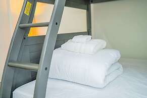 Newly Remodeled 2b2b APT Near Pasadena Old Town