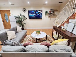 Monterey Park Retreat Spectacular Views Comfort