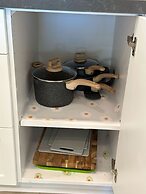 Luxurious Ontario Townhouse Ideal Family Retreat