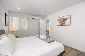 Modern Family Getaway With Spacious Living Areas