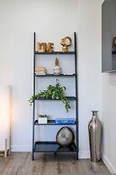 Modern Family Getaway With Spacious Living Areas