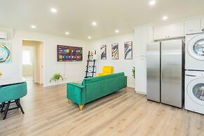 Modern Family Getaway With Spacious Living Areas