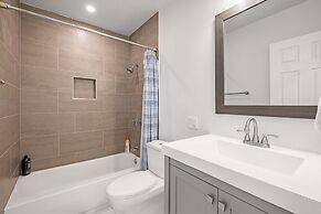 Modern Family Getaway With Spacious Living Areas