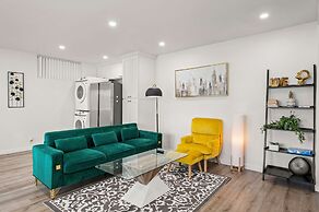 Modern Family Getaway With Spacious Living Areas