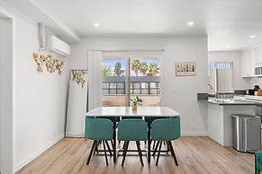 Modern Family Getaway With Spacious Living Areas