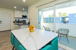 Modern Family Getaway With Spacious Living Areas