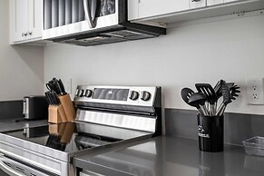 Modern Family Getaway With Spacious Living Areas