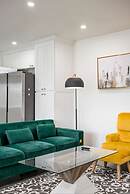 Modern Family Getaway With Spacious Living Areas