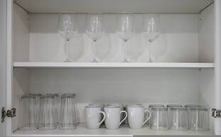 Modern Family Getaway With Spacious Living Areas