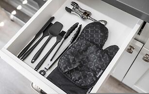 Modern Family Getaway With Spacious Living Areas