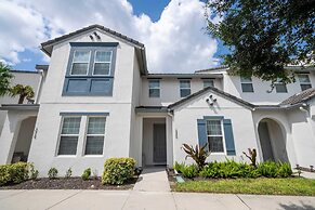 3Bd Sleeps8 With Pool Close to Disney Festival 220