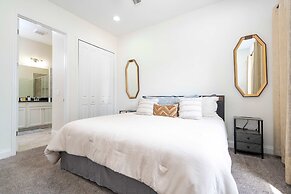 3Bd Sleeps8 With Pool Close to Disney Festival 220