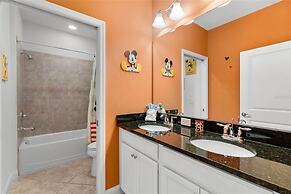3Bd Sleeps8 With Pool Close to Disney Festival 220