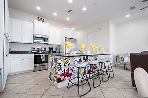 3Bd Sleeps8 With Pool Close to Disney Festival 220