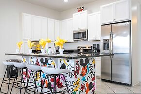 3Bd Sleeps8 With Pool Close to Disney Festival 220