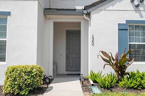 3Bd Sleeps8 With Pool Close to Disney Festival 220