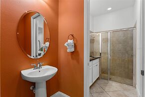 3Bd Sleeps8 With Pool Close to Disney Festival 220