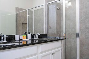 3Bd Sleeps8 With Pool Close to Disney Festival 220