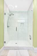 Bel Sole 1102 Spacious Water View Beach Access