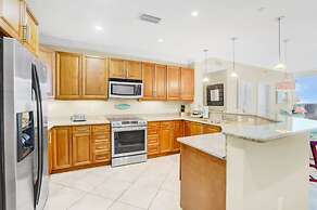 Bel Sole 1102 Spacious Water View Beach Access