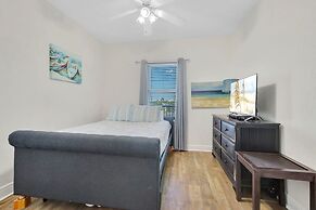 Crystal Tower 206- Amenities Galore Lazy River