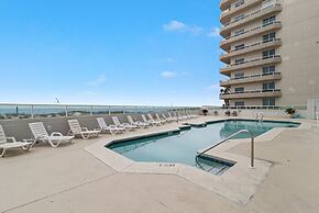 Silver Beach 302 Beachfront 3rd Floor Pool