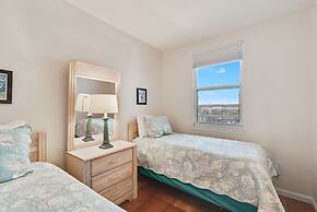 Silver Beach 302 Beachfront 3rd Floor Pool