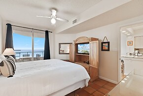 Silver Beach 302 Beachfront 3rd Floor Pool