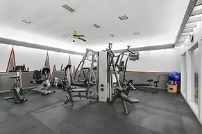 Windward Pointe 804- Sleeps 10 Beachfront Resort Amenities