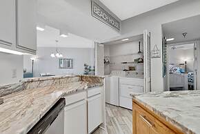 Windward Pointe 804- Sleeps 10 Beachfront Resort Amenities