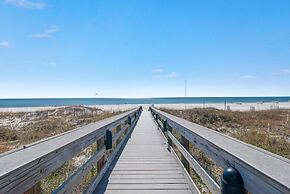 Windward Pointe 303 Ideally Located on 3rd Floor