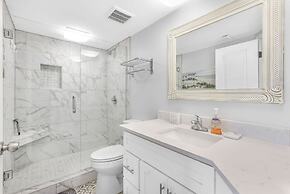 Windward Pointe 303 Ideally Located on 3rd Floor