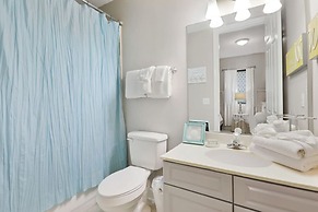 Regency Isle 1008 2 BR 2 1 2 BA Amazing View