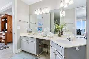 Regency Isle 1008 2 BR 2 1 2 BA Amazing View