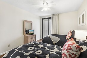 Windward Pointe 1006- Corner Unit Amazing Beach Views