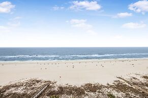 Windward Pointe 1006- Corner Unit Amazing Beach Views