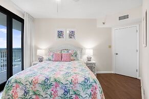 Windward Pointe 1006- Corner Unit Amazing Beach Views