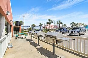 Sanibel 306- Beach Access Gulf Views Sun Deck