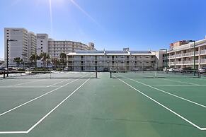 Seaside Beach 2103- Ground Level Beachside