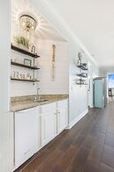 Regency Isle 806 2 BR 2 5 BA Gulf-front A