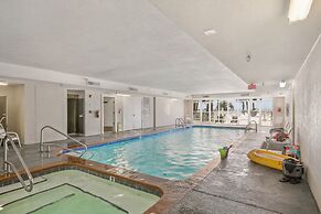 Regency Isle 806 2 BR 2 5 BA Gulf-front A